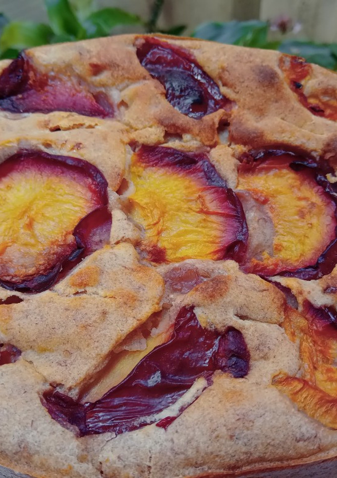 Una foto de Torta vegana de Ciruelas y sin tacc 😋