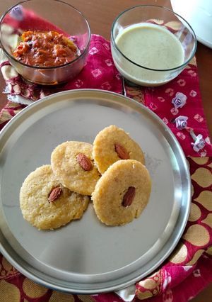 A picture of Mango idli.