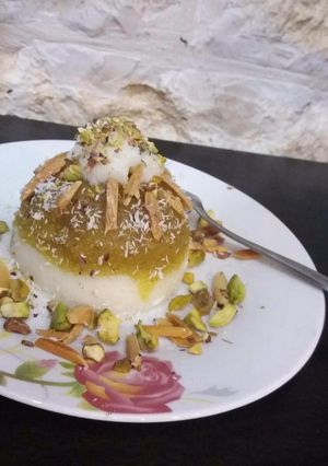 صورة لوصفة مدلوقة فلسطينية (بالكنافة النابلسية)