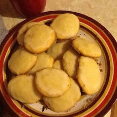 A picture of Lemon cookies.