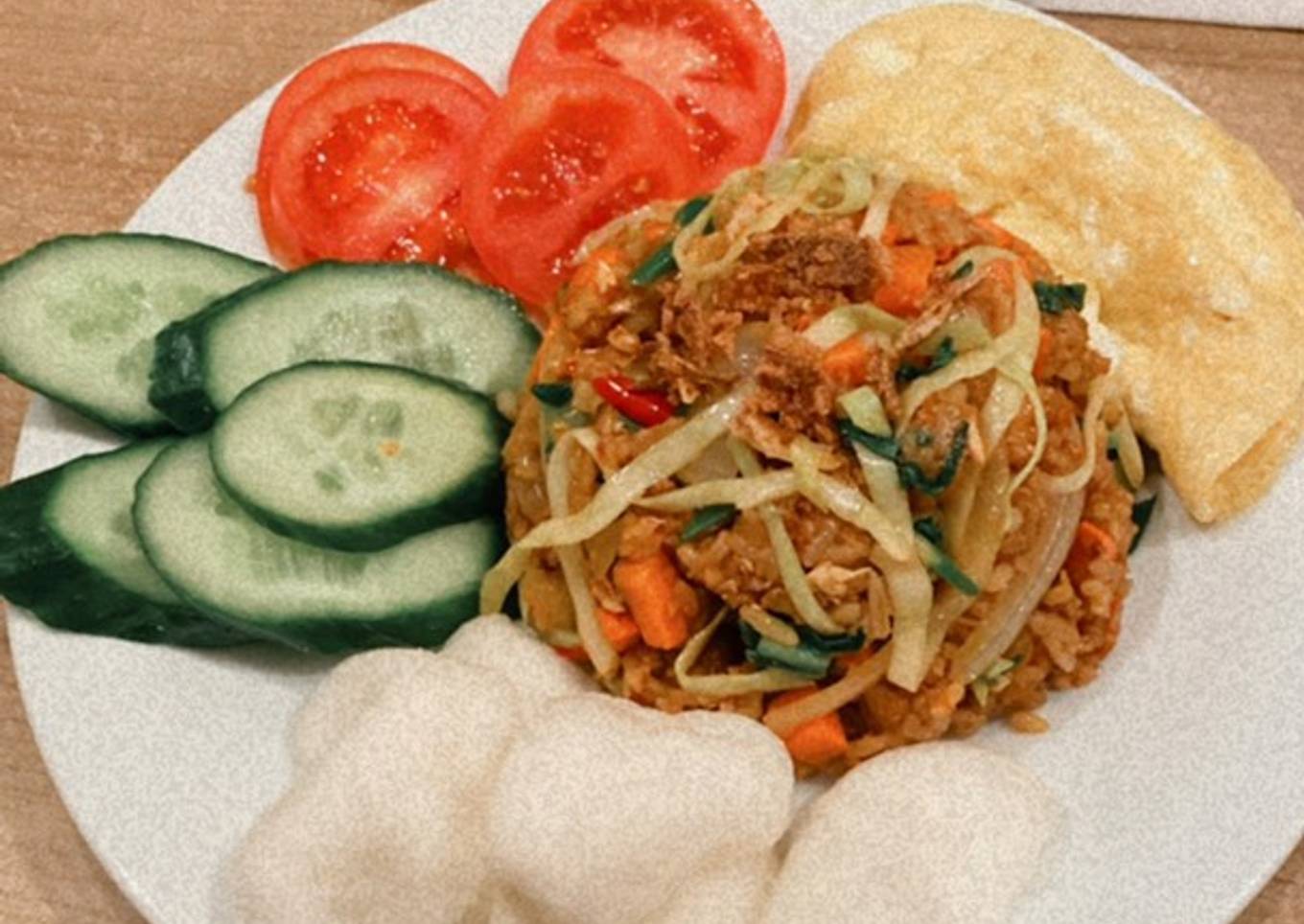 Nasi goreng ayam sayur pedas