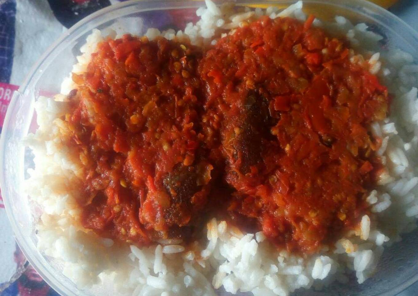 White rice with tomato stew