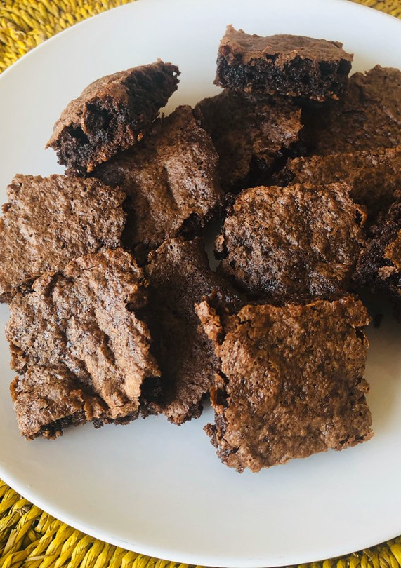 Una foto de Brownies fáciles y rápidos 🤤🤤🤤🥰🥰🥰🥰