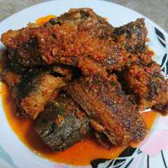 รูปของ Sambal lele merah