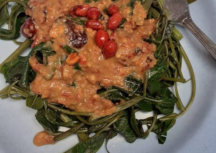 Pecel kangkung ala kampung