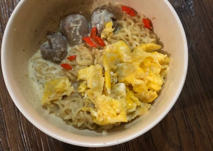 Indomie kuah karbonara - indomie susu