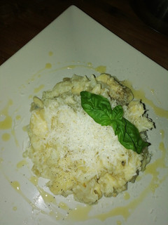 Una foto de Orecchiette pugliese con coliflor al gorgonzola y mascarpone