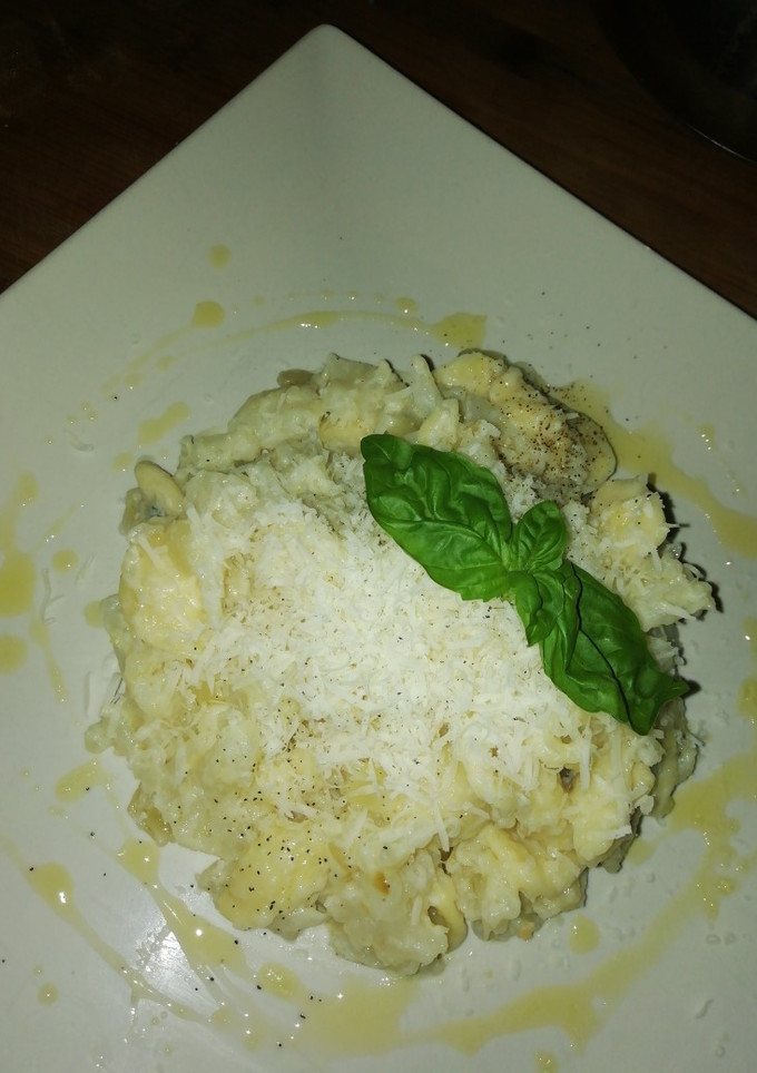 Una foto de Orecchiette pugliese con coliflor al gorgonzola y mascarpone