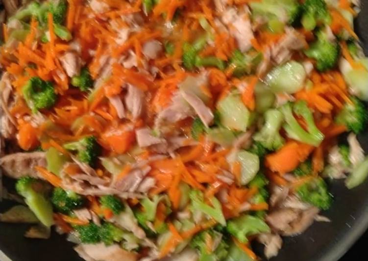 Resep Tuna Brokoli wortel yang Lezat