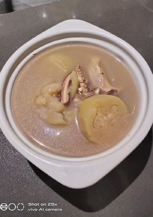 A picture of Hairy Gourd Soup.