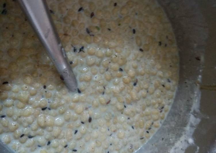 Simple Way to Make Spring Boondi raita
