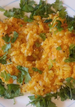 ભાત નું ખીચું (bhaat nu khichu recipe in gujarati) રેસીપી મુખ્ય ફોટો