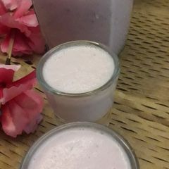 A picture of Strawberry  smoothie.