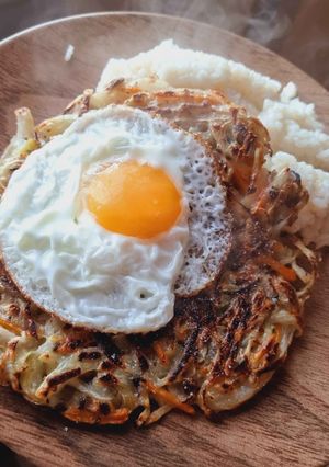 Une photo de • Yachaejeon (Crêpes de légumes Coréenne)