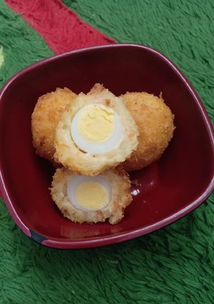 Foto resep Bola Kentang Isi Telur Puyuh Untuk Balita