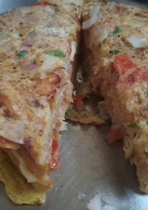 आॕम्लेट ब्रेड (omlette bread recipe in marathi) रेसिपी चे मुख्य फोटो 