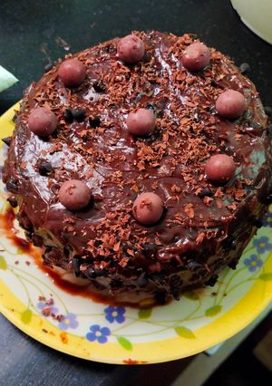 चॉकलेट केक (chocolate cake recipe in Hindi) रेसिपी मुख्य फोटो