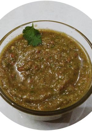 A picture of Coriander tomato chutney.