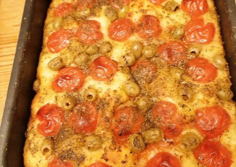 Focaccia barese