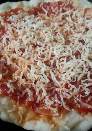 Foto resep Pizza teflon saus tomat yummii