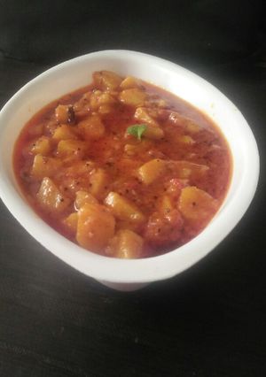 લસણીયા બટાકા (lasaniya potato recipe in Gujarati) રેસીપી મુખ્ય ફોટો