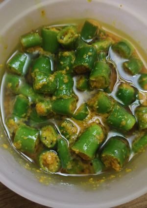 A picture of Fresh Mirchi pickle.