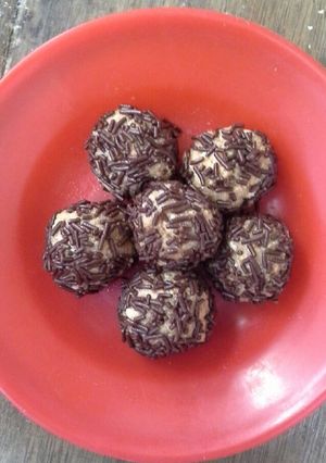 Foto resep Bola bola kacang meises