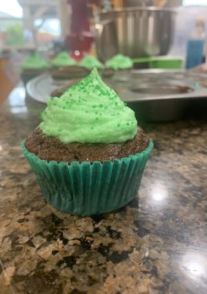 A picture of Creamy and Simple Frosting.