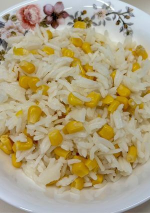 صورة لوصفة رز ابيض مع ذرة