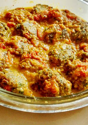 A picture of Palak Kofta Curry/Spinach Balls Curry.