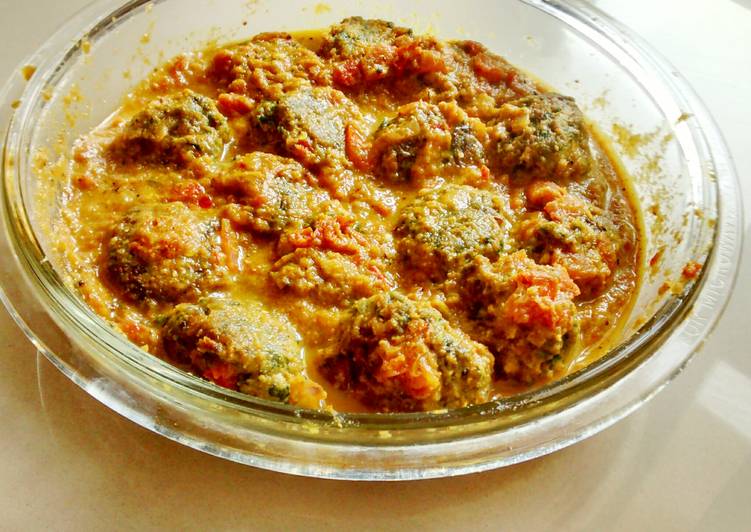 Steps to Prepare Super Quick Homemade Palak Kofta Curry/Spinach Balls Curry