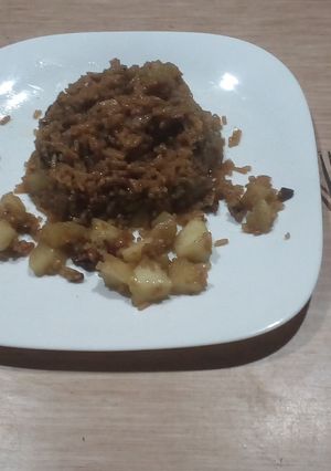 Una foto de Arroz con manzana y nueces