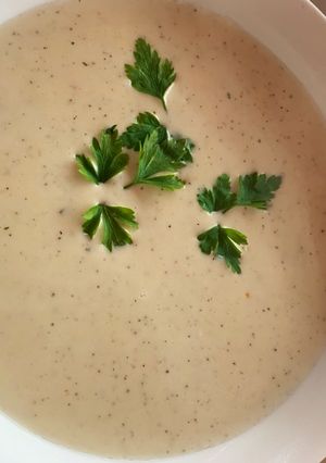 Fokhagymamártás (főzőtejszínnel) recept fotója