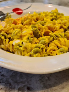 Una foto de Ensalada de pasta con alioli