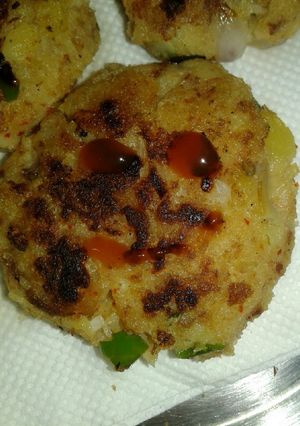 A picture of Aloo tikki.