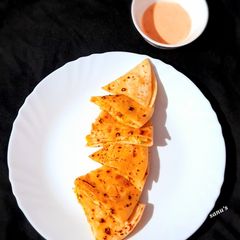 A picture of Cheese Vegetable Quesadilla With Tortilla.