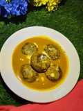 মটরশুঁটির কোপ্ত কারি (Matarshutir Kopta curry recipe in bengali)