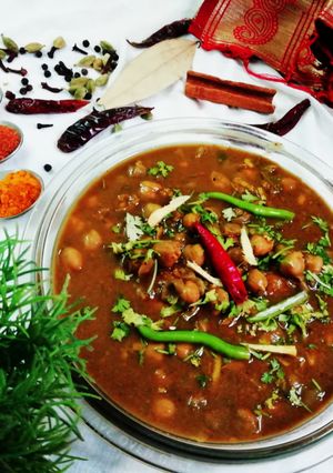 ऑयल फ्री अमृतसरी छोले (oil free amritsari chole recipe in Hindi) रेसिपी मुख्य फोटो