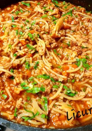 O poză a rețetei Conopida alla bolognese cu pasta mixta.