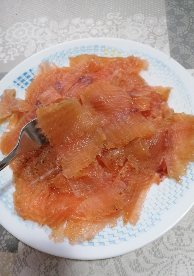 Una foto de 246. Salmón marinado casero