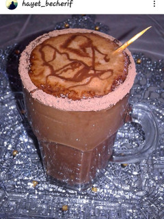 صورة لوصفة ميلك شيك الموز 🥤🍌🍫