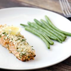 A picture of Panko-Crusted Honey Mustard Salmon.