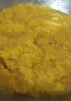 A picture of Suji Kesar Halwa.