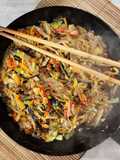 🍜 Vegetales salteados al wok con carne 🍜 Rendidor y con productos de temporada