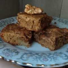 Una foto de Blondies de manzana y canela🍁🍂