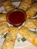 Easy Italian cheese bread sticks