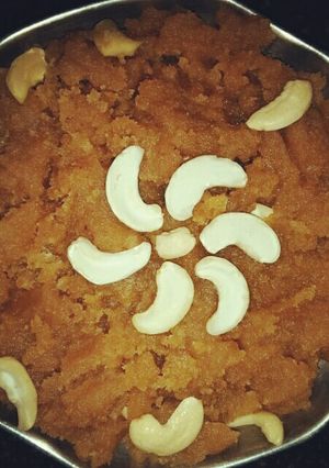ओल्या गव्हाच्या कणकेचा/पिठ्ठी हलवा (gahu pith halwa recipe in marathi) रेसिपी चे मुख्य फोटो 