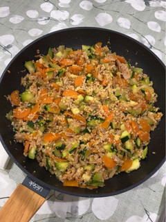 Foto de Cuscuz com atum e legumes