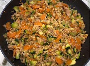 Foto de Cuscuz com atum e legumes
