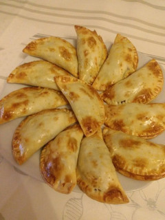 Una foto de Empanadillas de morcilla y pera con thermomix